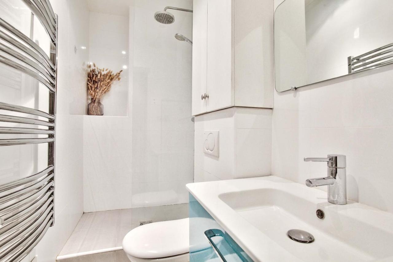Appartement Quartier Tour Eiffel Free Netflix Paris Eksteriør bilde